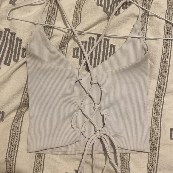 Mostly supre branded sized between 6-8 - Picture 2 of 16